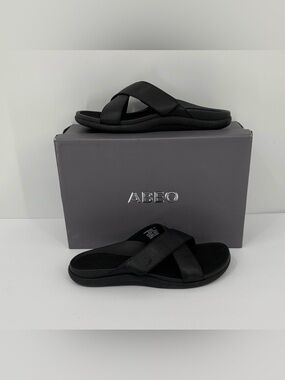 ABEO Laguna Black Cross-Strap Slide Sandals - size 9